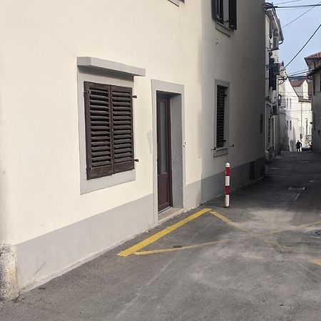 Apartma Ela Capodistria Esterno foto