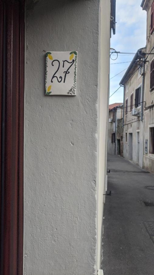 Apartma Ela Capodistria Esterno foto